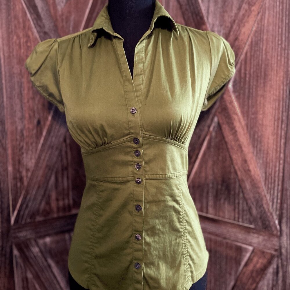 Banana Republic - Size 2 - Green